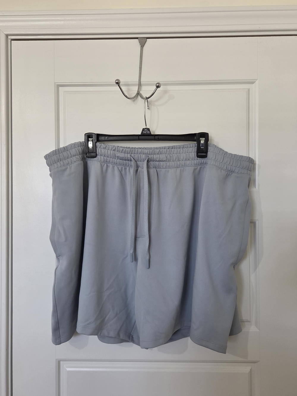 Men's Under Armour Shorts Size 3XL NWT